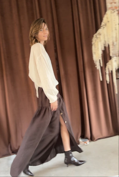 Lniana spódnica maxi z falbaną