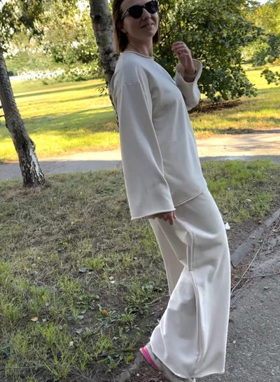 Bluza z szydełkowaną kieszonką